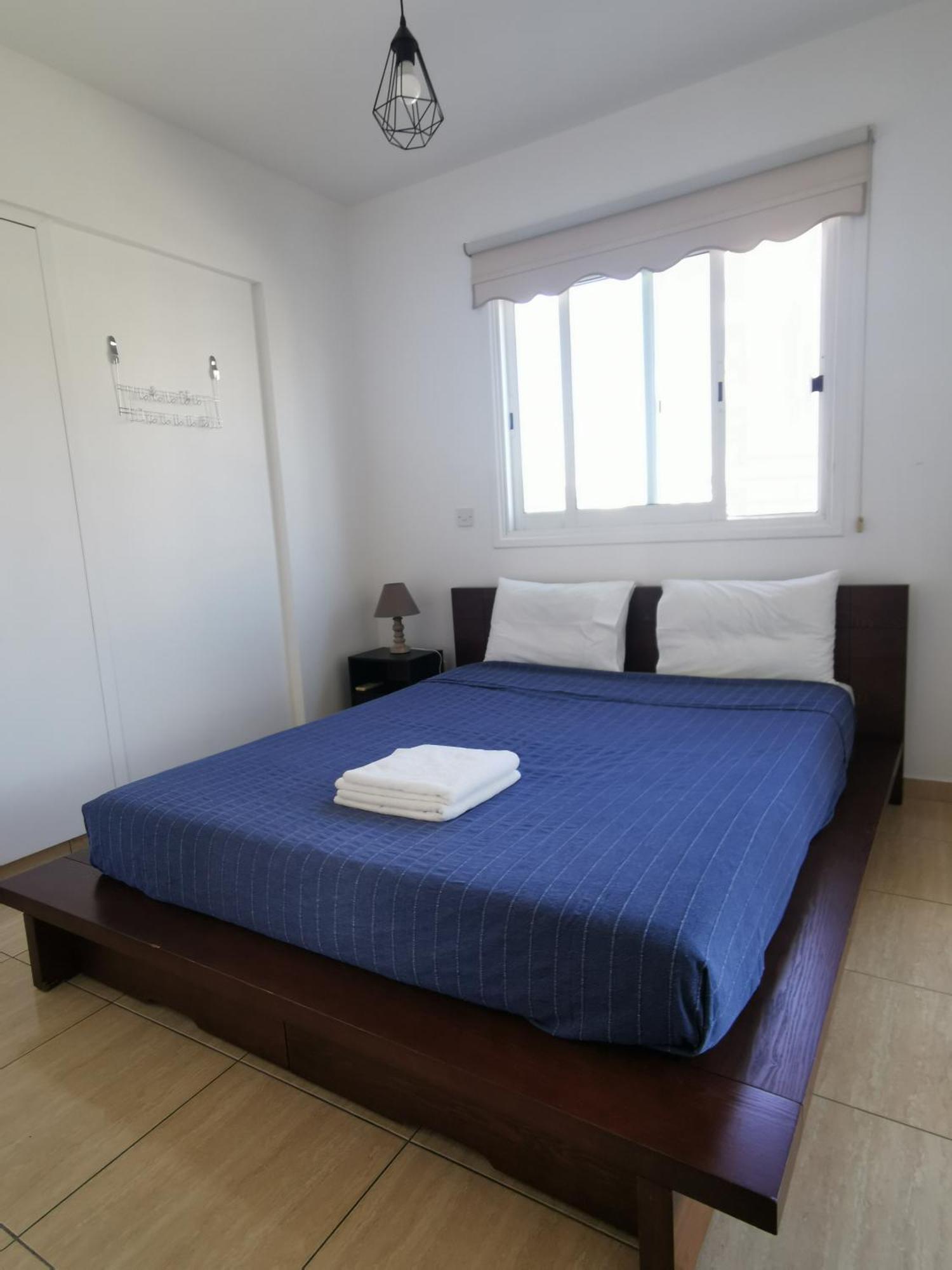 Carisa Downtown With Rooftop Pool Larnaca Bagian luar foto